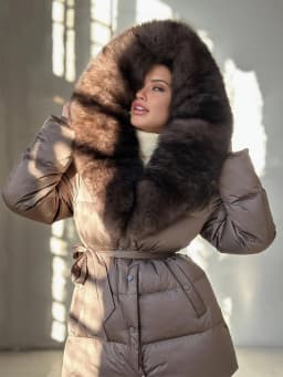 2025 New Natural Thick Warm 90% White Goose Down Coat Long Winter Jacket Women Real Big Fox Fur Collar Belt Loose Puffer Parka