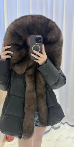 Fashion Outerwear Luxury 20234Winter Women Coat White Duck Down Jacket Super Large Real Silver Fox Fur Hooded Collar with Knit S