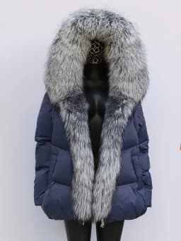 Fashion Outerwear Luxury 20234Winter Women Coat White Duck Down Jacket Super Large Real Silver Fox Fur Hooded Collar with Knit S