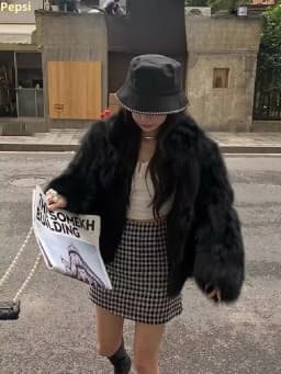 Young Women's Fur Coat Winter Outerwear Slimming Fashionable -Mimicking Hair Design Casual Elegant Style Short Length
