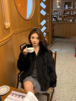 Young Women's Fur Coat Winter Outerwear Slimming Fashionable -Mimicking Hair Design Casual Elegant Style Short Length