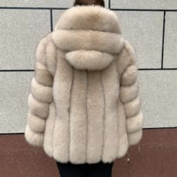 HUAQIUMEISI Women's Vertical Hooded Real Fox Fur Coat for Winter Fashion Natural Fur Jacket Vertical Hooded Raccoon Fur Coat