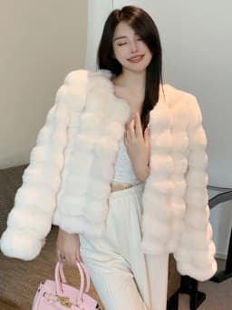 Fashionable Short Thickened Fur Jacket Women's Synthetic Rabbit Fur Sensation Outerwear Autumn Winter Stylish Coat