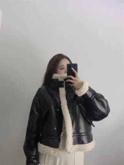 Cool ort Biker Sle Winter Jaet Fur Leather Inteated Street Sle Women's Thiened Straight Tube Design Coat