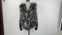 Natural Warm Silver Fox Fur Gilets Girls Short Style Fashion Fox Fur Sleeveless Jacket Autumn and Winter Women Real Fox Fur Vest