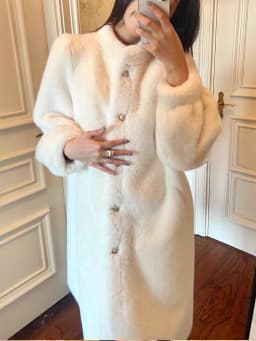 Warm Faux Mink Collar Thickened Long Coat Women's Loose Fit Mid-Length Elegant Fluffy Outerwear for Winter Outdoor Youth