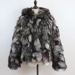 New Winter Women Real Fox Fur Hooded Coat Thick Keep Warm 100% Natural Real Fox Fur Jacket Lady Fashion Geunine Fox Fur Overcoat