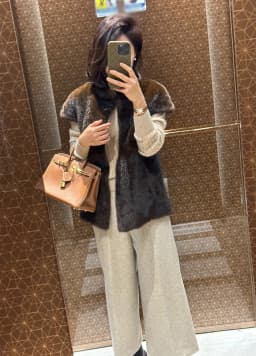 Chic High Collar Short Fur Vest Women's Fashion Slim Fit Winter Coat Water Rabbit Fur Shoulder Pad Jacket Stylish Versatile