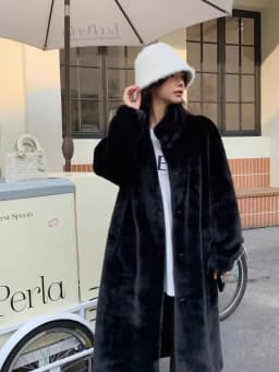 Women's Long Fur Coat European Mink Velvet Eco-friendly Fur Loose Warm Stand Collar Large Coat Simplicity Commute Style