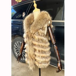 Women Knitted Handmade Real Rabbit Fur Vest Gilet Sleeveless Garment Waistcoat Female Natural Raccoon Fur Coat Jacket