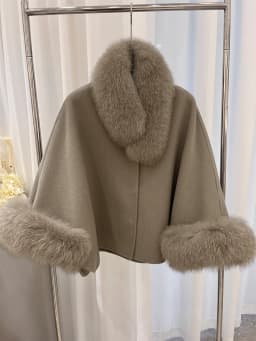 Fashion Winter Lady Real Natural Fox Fur Collar Jacket Wool Cloak Cashmere Warm Coat Detachable Collar Luxury Thick Female Coat