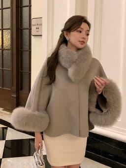 Fashion Winter Lady Real Natural Fox Fur Collar Jacket Wool Cloak Cashmere Warm Coat Detachable Collar Luxury Thick Female Coat
