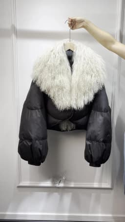 2024 Luxury Winter Natural Big Mongolian Sheep Fur Coat Women Short Feather Puffer Parka 90% White Duck Down Waterproof Jacket