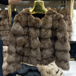 HUA QIU MEI SI Women's Natural Fox Fur Jacket with Fox Collar for Winter Warmth, Short Style Real Fox Fur Leather Jacket