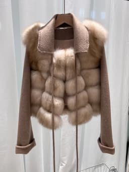 2025 New Women Winter Natural Real Fox Fur Coat Thick Warm Wool Woolen Jacket Cusual Female Outerwear