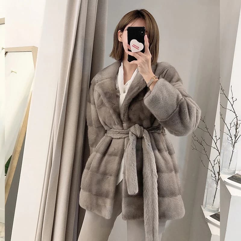 HDHOHR 2026 New Natural Mink Fur Coats For Women Real Mink Fur Coats OutwearPark With Fur High Quality Female Warm Winter Jacket