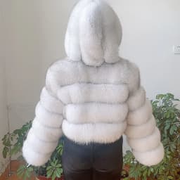 2026 Women's Real Fox Fur Coat Natural Warm Thick High Quality Full Sleeve Hooded Short Jacket Fashionable Winter Outerwear