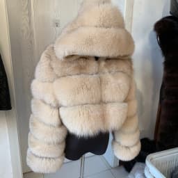 HUAQIUMEISI Natural Fox Fur Hooded Jacket New High Street Women Winter Real Fox Natural Raccoon Fur 3 Rows Hooded Fur Coat