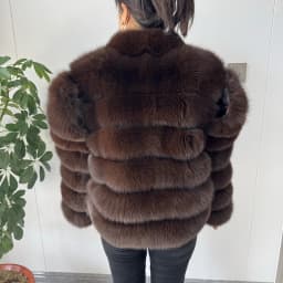 2026 NEW Style Real Fur Coat Women Short Fox Fur Coat Real Natural Winter Jacket High Quality NEW Fur Zipper Sleeve Jacket Vest