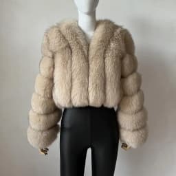 2023 New Short Style Real Fox Fur Coat Winter Woman Natural Warm Fashion Luxury