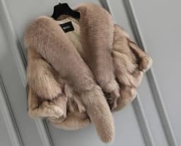 2023 autumn and winter fashion neckline fox fur coat trend personality lady fur poncho