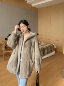 YOLANFAIRY 2025 Winter New in Outwears Women Real Fur Coat Female Mink Fur Coats Woman Whole Mink Fur Jacket Femme Abrigo Mujer