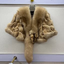 New Arrival Women Real 100% Natural Fox Fur Coats Autumn Winter Wholeskin Fox Fur Short Style Jacket Warm Real Fox Fur Overcoats