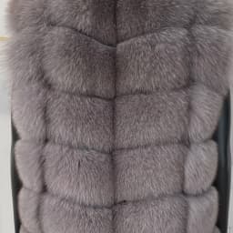 2023 New Women's Winter Real Fur Coat High Quality Natural Fox Fur Vest Fashion Luxurious Warm Sleeveless Dark buckle jacket