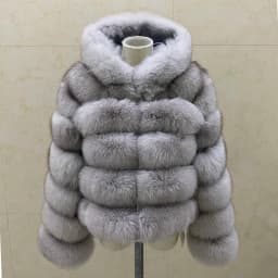 Luxury Real Fox Fur Coat Women Winter Thick Warm Hooded Fox FurJacket Short Bubble Real Fur Coats Outerwear Genuine Fur