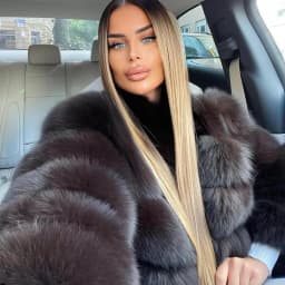 Luxury Real Fox Fur Coat Women Winter Thick Warm Hooded Fox FurJacket Short Bubble Real Fur Coats Outerwear Genuine Fur