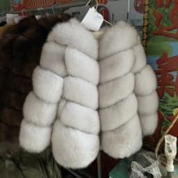 QUEENTINA Natural Fox Fur Coats Fashion New Women's Very Warm And Stylish Jacket Vest Stand Collar Leather Coat Women Winter