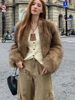 Fashionable Short Fur Coat Women's Stand Collar Young Style Pelt Simulation Warmth Casual Commute Windbreaker Chinese Pro...