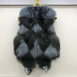 2026 Women Luxury 100% Genuine Real Fox Fur Vest Natural Soft Fox Fur Sleeveless Jacket New Lady Quality Warm Real Fox Fur Gilet