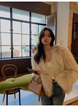 Young Women's Fur Coat Winter New Style Tocap Leather And Fur Integrated Jacket Short Length Korean Style Commute Friendly