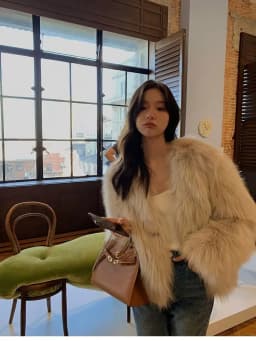 Young Women's Fur Coat Winter New Style Tocap Leather And Fur Integrated Jacket Short Length Korean Style Commute Friendly