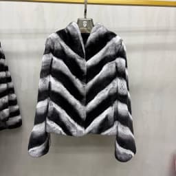 Women Natural Real Rex Rabbit Fur Coat Faux Chinchilla Pattern V‑Neck Short Jacket Natural Fur Coat Winter Warm Luxury Outerwear