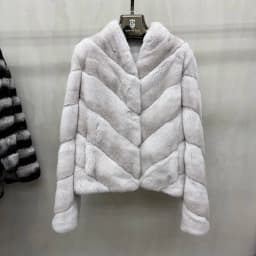 Women Natural Real Rex Rabbit Fur Coat Faux Chinchilla Pattern V‑Neck Short Jacket Natural Fur Coat Winter Warm Luxury Outerwear