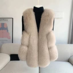 Fox Fur Short Vest Women's 2023 New Full Leather Fur Tank Top with Slender Temperament and Winter Fur Integrated Coat