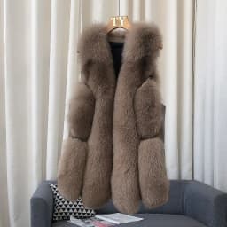 Fox Fur Short Vest Women's 2023 New Full Leather Fur Tank Top with Slender Temperament and Winter Fur Integrated Coat