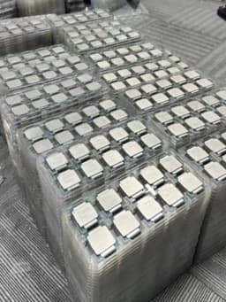 Xeon E5-2699 V3 E5-2699V3 E5 2699 V3 2.30GHz 45M 145W 18-Core 22NM LGA2011-3 E5 2699V3