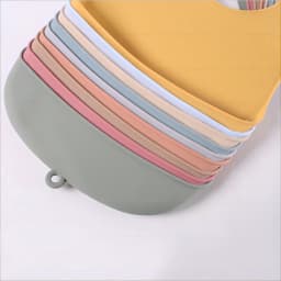 1/2pcs Food Grade Silicone Baby Eating Bibs Easy to Clean Baby Bibs Drool Towels Waterproof Children Silicone Drool Bibs