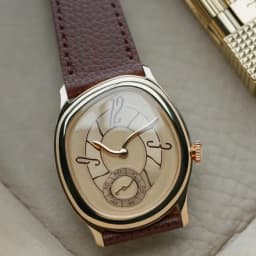 Innovative Series of Special Shaped Quartz Watches with Import Movement 32mm Dial with Genuine Leather Strap and Steel Case