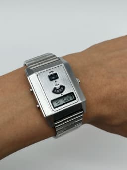 C-0PO Couple's Retro Digital Watch LCD Display, Vintage Futuristic Design - Adjustable Strap Daily Casual Matching Timepiece