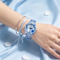 Fashionable Women's Watch, Casual Niche Luxury, Blue and White Porcelain Quartz, New Elastic Strap, Couple's Model, a Pair