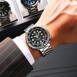 2027QINGXIYA Men Quartz Watch 3 Hand Calendar Sport Waterproof Luminous Wristwatch Silver Black Orange