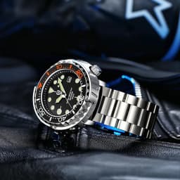 2027QINGXIYA Men Quartz Watch 3 Hand Calendar Sport Waterproof Luminous Wristwatch Silver Black Orange