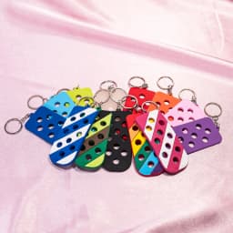 1pcs Black PVC Keychain With Hole Fit Shoe Charms For Car Women Men Kids Metal Pink Colorful Key Rings for Bag Accessories Gifts