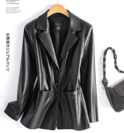 Fashion Sheepskin Jackets Women Casual Short Real Leather Coats 2025 New Long Sleeve Covered Button Elastic Waist Jackets Female