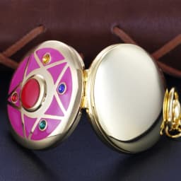 Japanese Anime Beauty Girl Gold Quartz Pocket Girl Vintage Fob Watch Children's Gift Women Pendant Necklace Souvenir