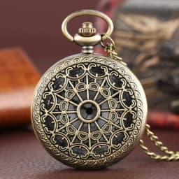 Hollow Bronze Quartz Pocket Watch Necklace Clock Arabic Numerals Dial Classic Vintage Pendant Timepiece Gift for Men Women